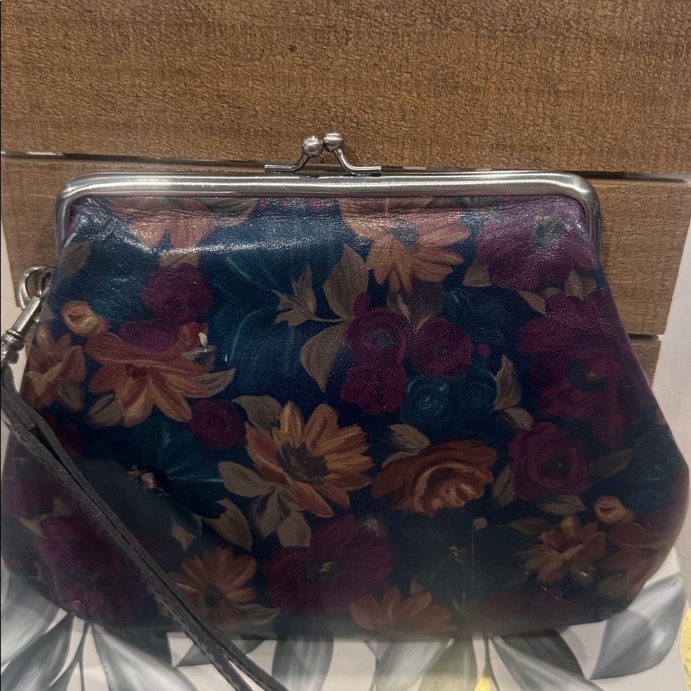 Patricia Nash Black Floral Kiss-Lock Wristlet with Burgundy & Mustard Flowers - Picture 2 of 6